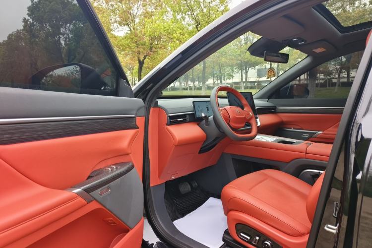 Used Dongfeng eπ eπ008 2025 636Ultra LikeYi Edition 6-Seater
