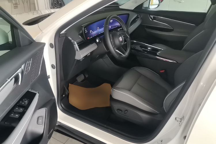 Used Buick E5 2025 Model 620KM Prestige Edition
