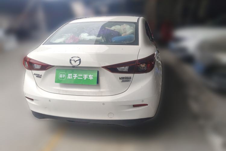 Used Mazda 3 Axela 2016 Sedan 1.5L Automatic Luxury Model