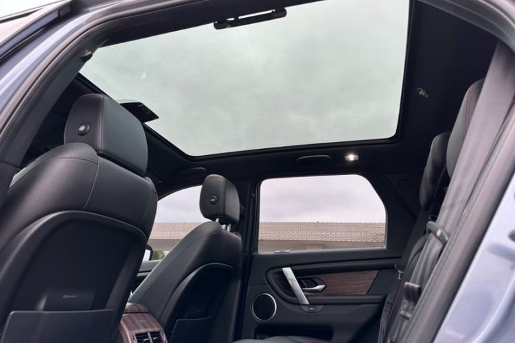 Used Land Rover Discovery Sport 2020 249 PS R-Dynamic Performance Edition Exterior 1