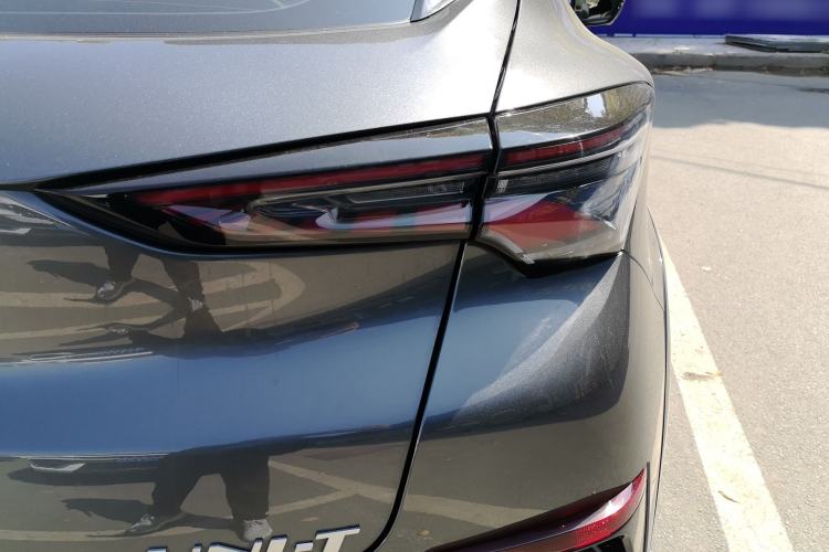 Used CHANGAN UNI-T 2023 Second-Generation 1.5T Prestige Model Right Rear Taillight