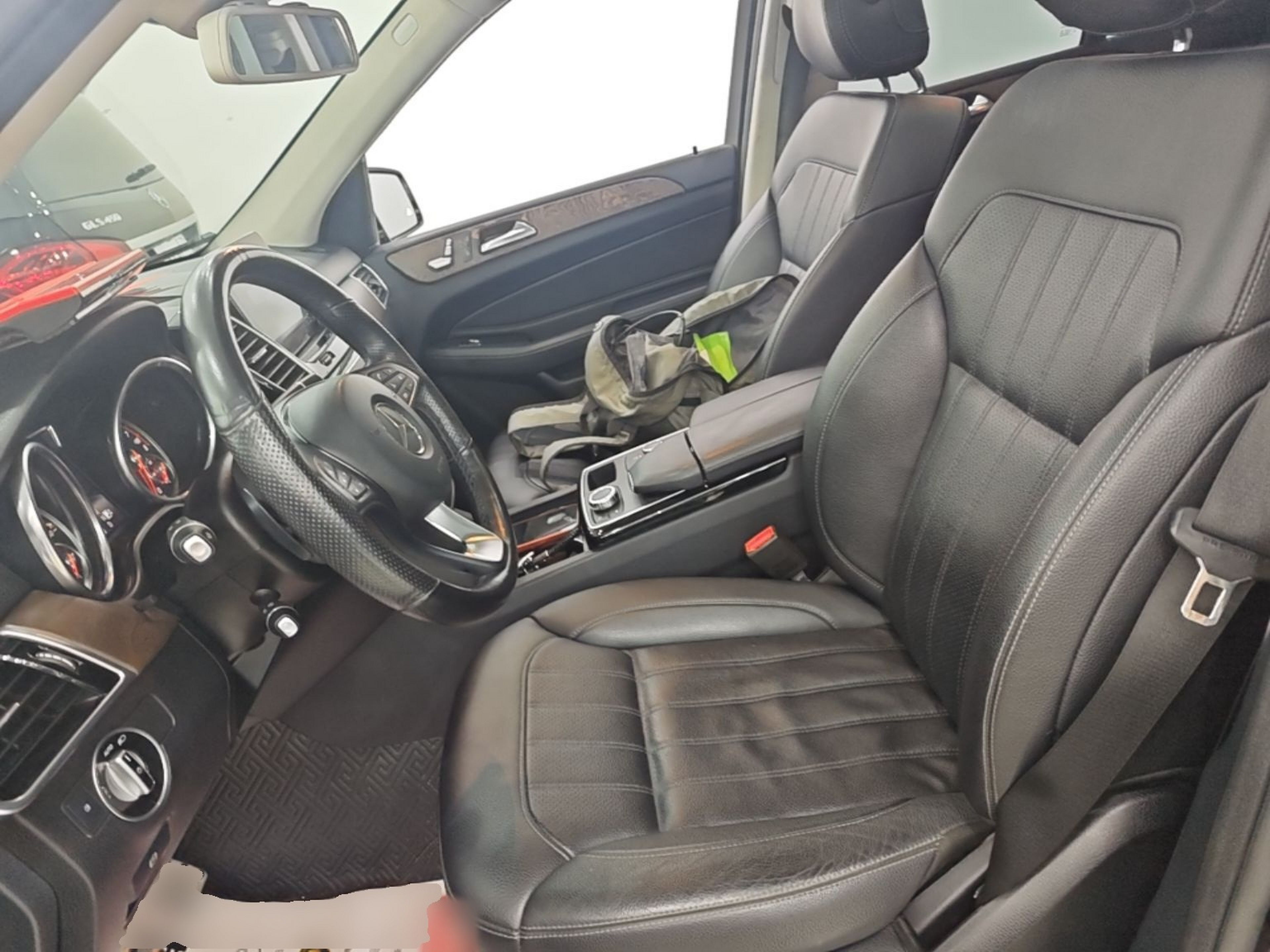 Vordere Reihe im Auto