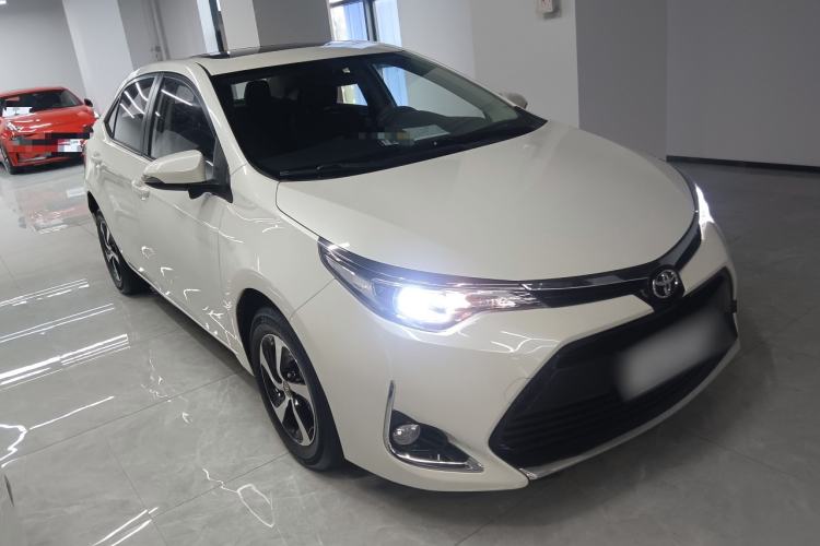 Used Toyota Levin 2017 Revised 185T CVT Elite Edition China V Standard Front Right 45 Deg