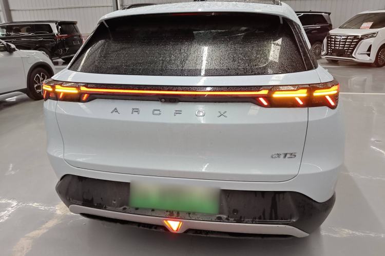 Used ARCFOX Alpha T5 2024 520 MAX
