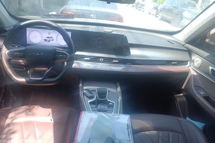 Used Chery Tiggo 8 PLUS 2024 Champion Edition 290TGDI DCT Deluxe Version 5-Seater
