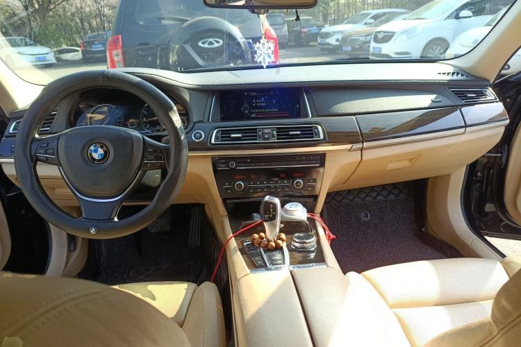Used BMW 7 Series 2013 730Li Luxury Model