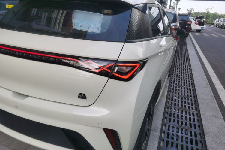 Used BYD Dolphin 2023 420 km Free Version
