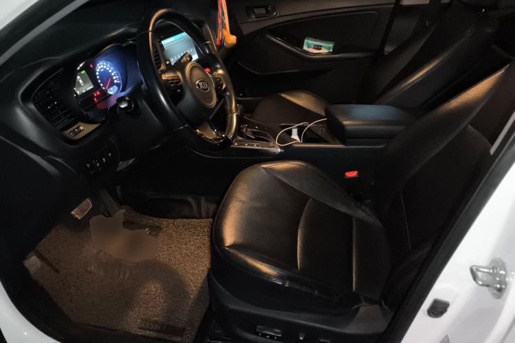 Used Kia K5 2014 2.0L Automatic LUXURY Left Front Seat