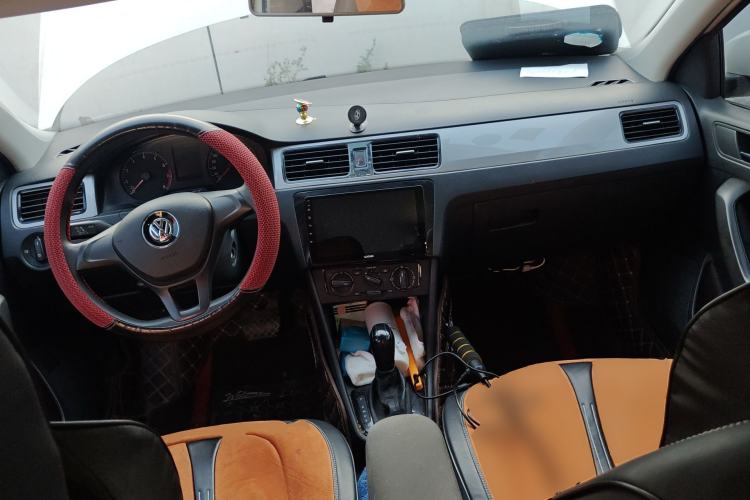 Used Volkswagen Santana 2015 Haval H6 1.6L Automatic Luxury Model
