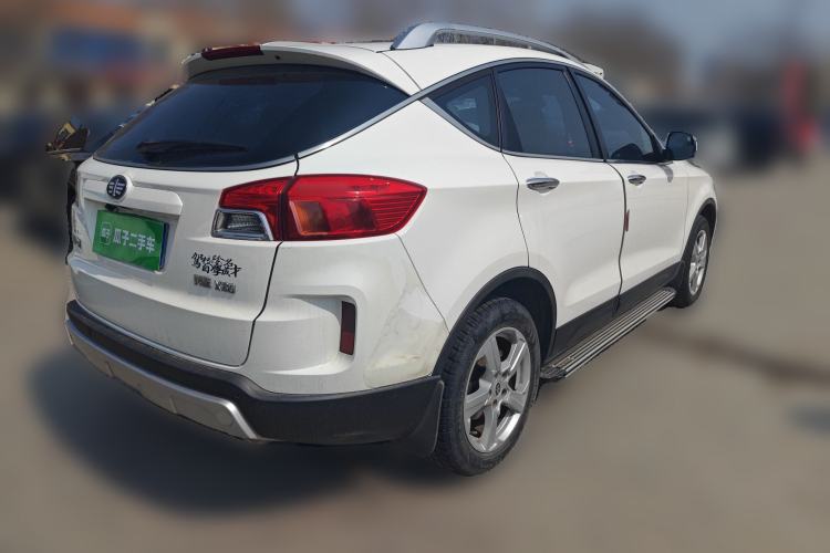 Used Bestune X80 2013 2.0L manual luxury version