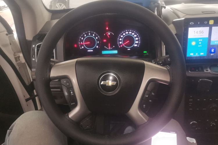 Used Chevrolet Captiva 2014 2.4L 4x4 Flagship Edition 7 Seats