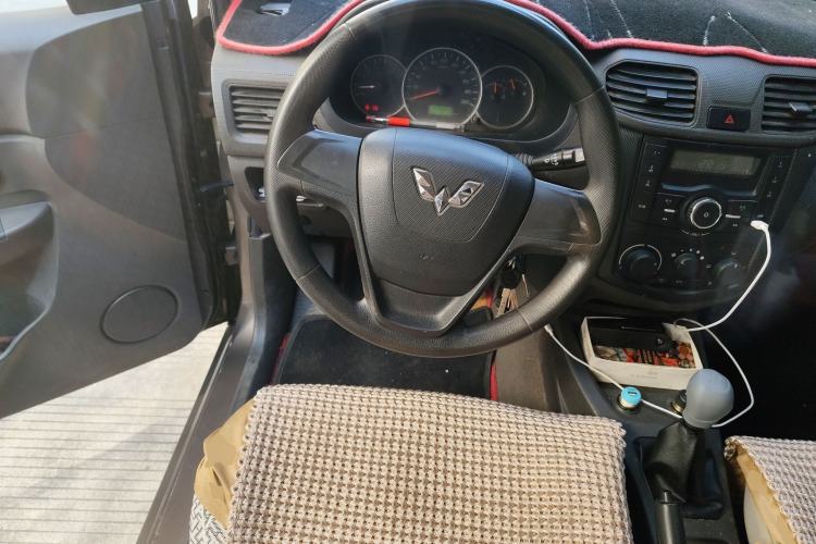 Used Wuling Hongguang 2016 1.5L S Comfort Version
