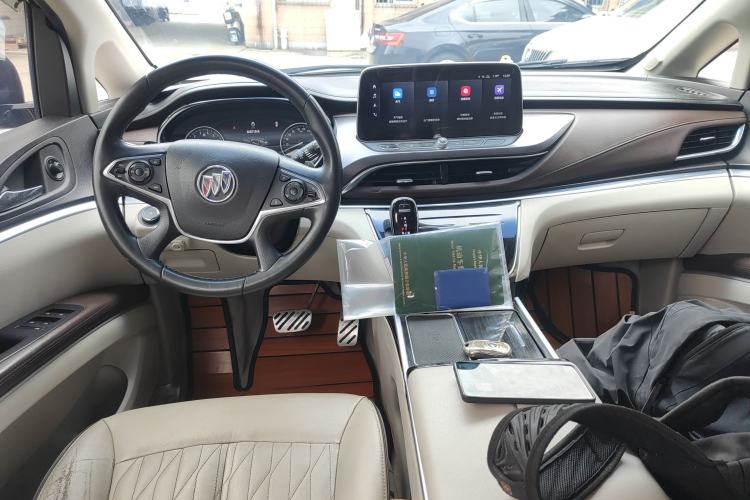 Used Buick GL8 2021 Land Cruiser Executive Class 652T Luxury Model