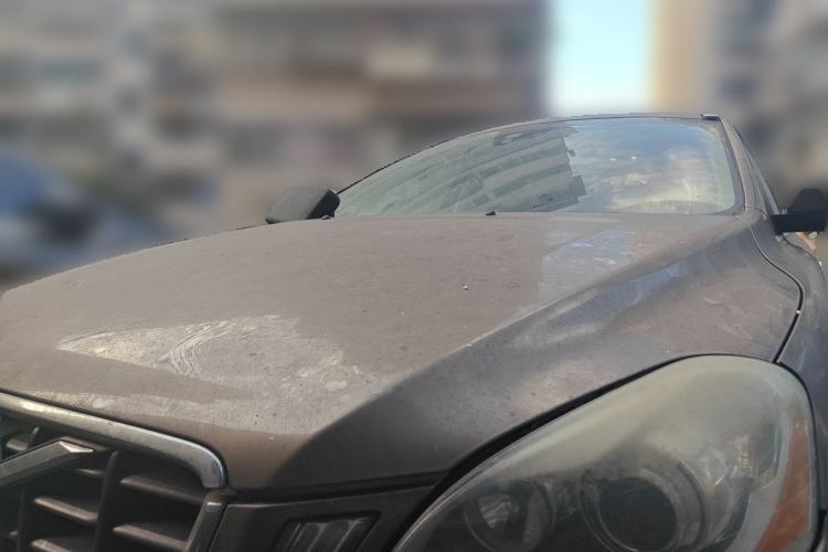 Used Volvo XC60 2013 T5 Zhiya Edition Guazi used car, China used car export, Used car for sale, Used  cars, Cheapest cars for sale