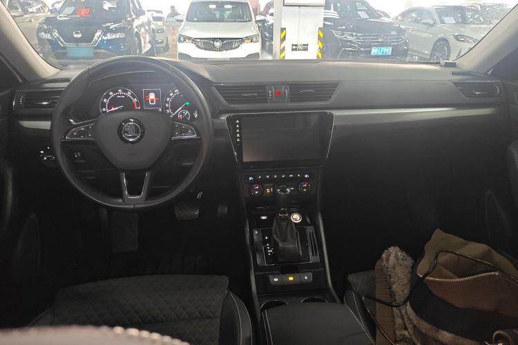 Used Skoda Superb 2016 TSI280 DSG Innovation Edition
