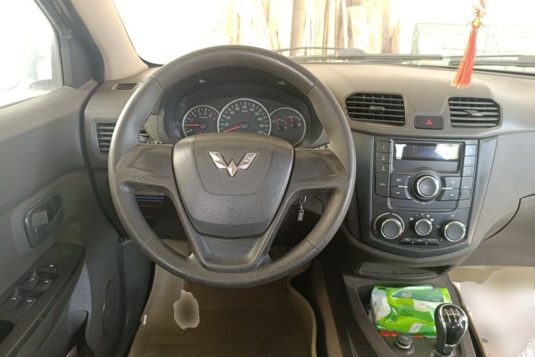 Used Wuling Hongguang 2014 1.2L S Standard Version China IV Standard