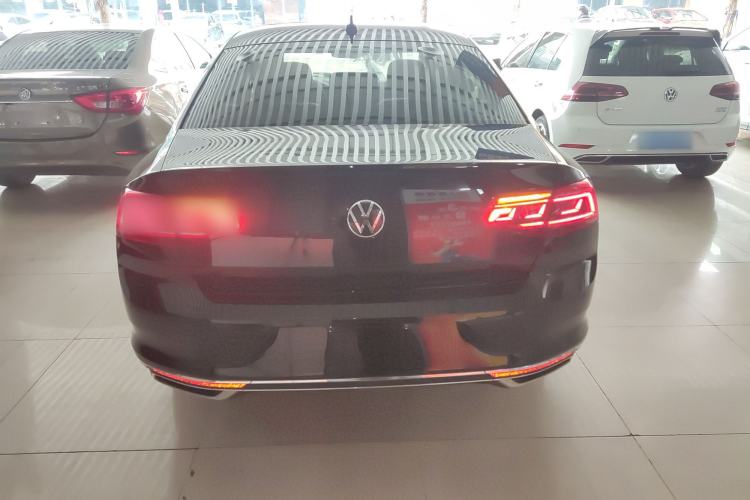 Used Volkswagen Magotan 2020 330TSI DSG Luxury Edition Rear