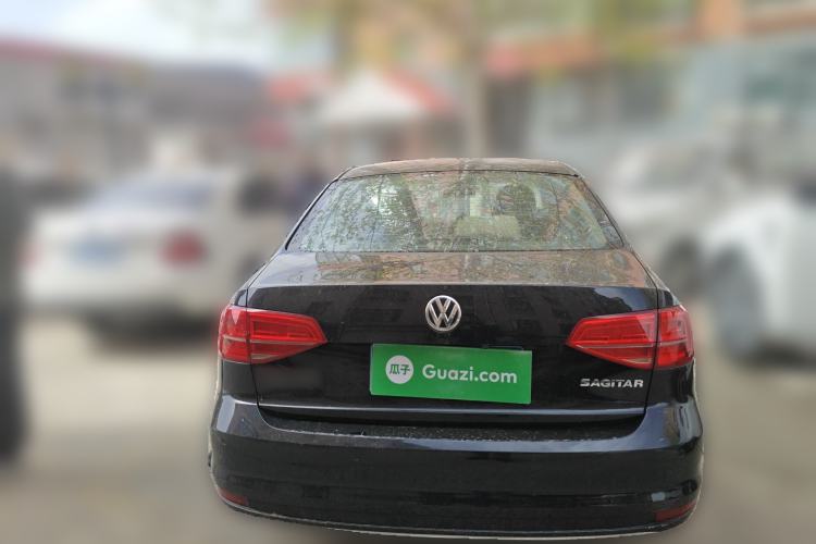 Used Volkswagen Sagitar 2015 1.6L Manual Comfort Model Rear