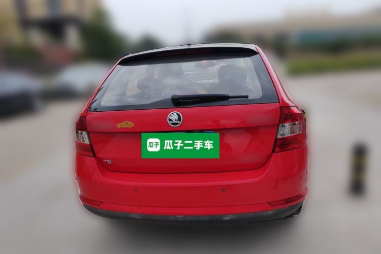 Used Skoda Rapid Spaceback 2014 1.4TSI DSG Enjoyment Edition Rear