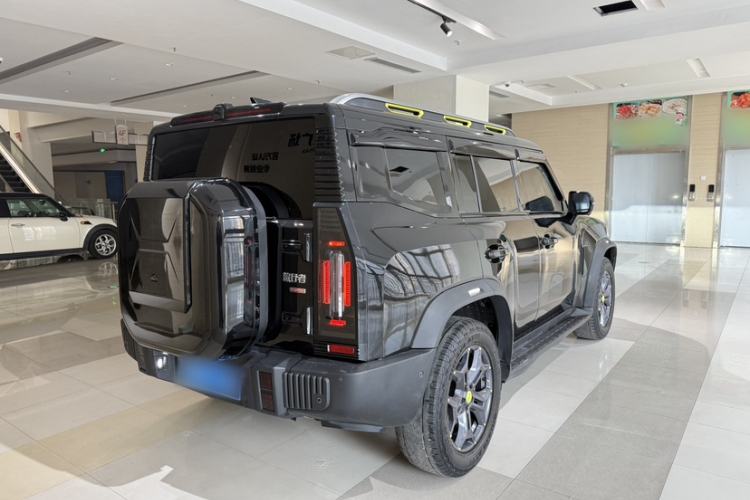 Used JETOUR Traveler 2023 2.0T All-Wheel Drive CrossPRO+