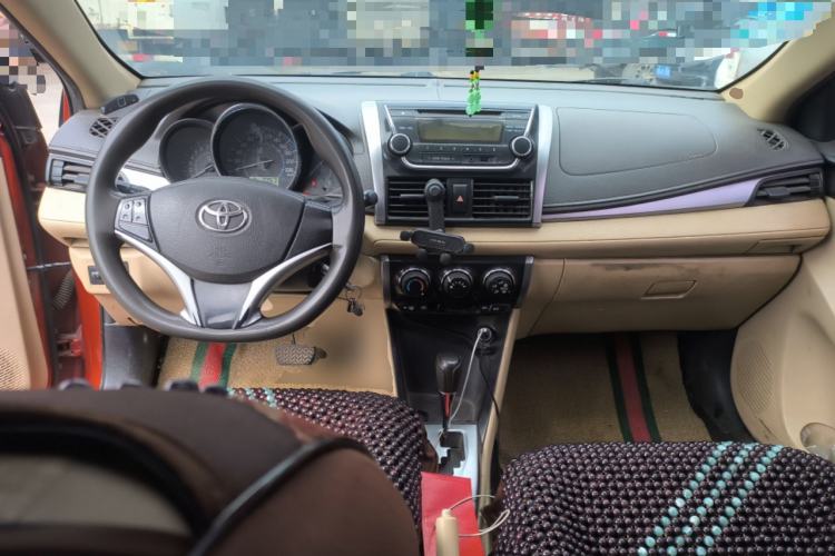 Used Toyota Vios 2014 1.5L Automatic Smart Edition Center Console