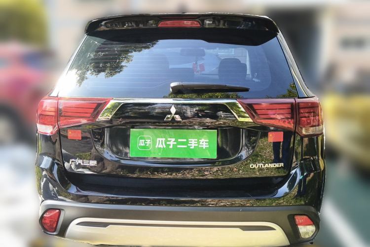 Used Mitsubishi Outlander 2019 2.0L Two-Wheel Drive Comfort Edition 5 Seats China V Standard