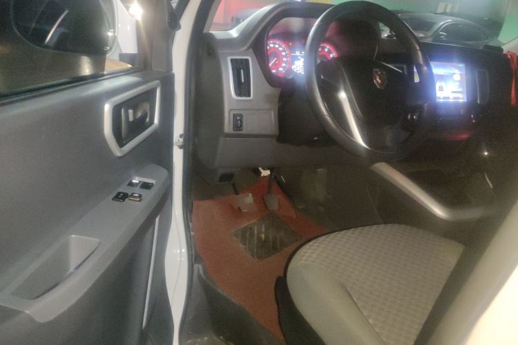 Used Jinbei Hiace King 2021 2.0L City Transport King Series Express Model Standard Top 6-Seater 1TZS