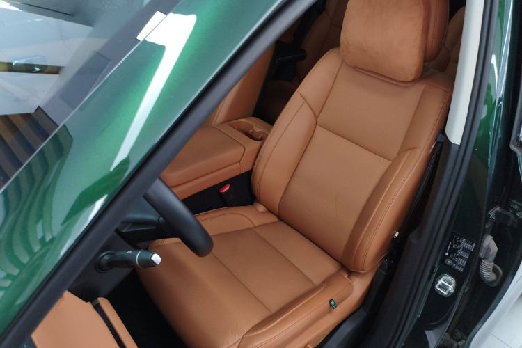 Used Leapmotor C16 2024 Range-Extended 200 Luxury Edition