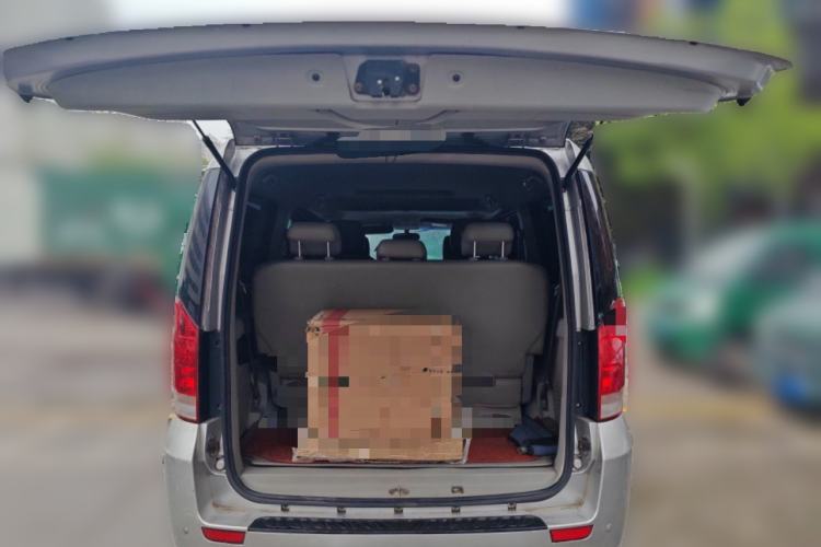 Used JAC Group Refine M5 2013 2.0T Gasoline Automatic Business Edition Trunk