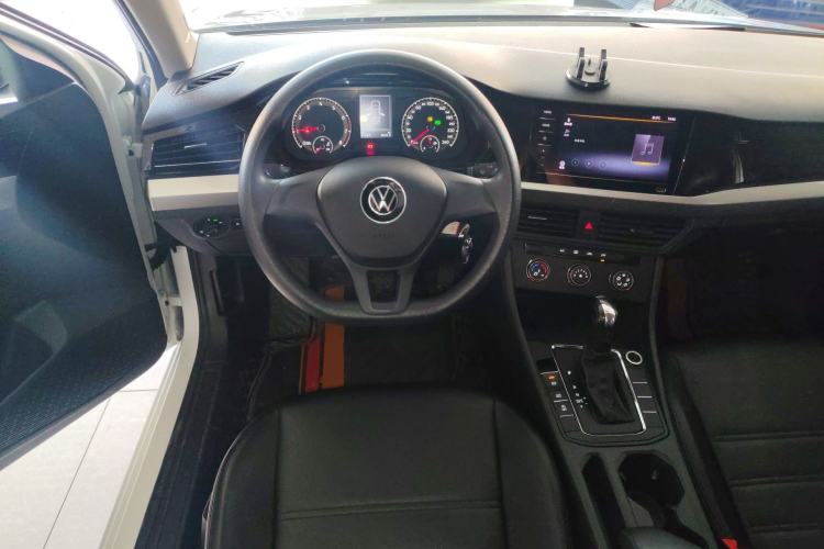 Used Volkswagen Bora 2021 1.5L Automatic Fashionable Smart Connectivity Version Steering Wheel