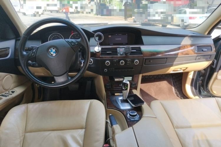 Used BMW 5 Series 2010 523Li Luxury Model