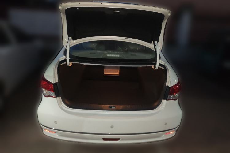 Used Dongfeng Junfeng E11K 2019 ES360 Battery-Swap Version 46.7 kWh
