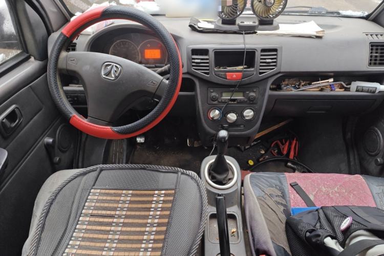 Used BAIC Weiwang 306 2011 1.3L base model 7 seats
