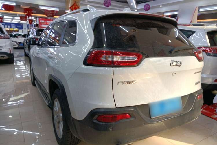 Used Jeep Cherokee 2016 2.4L Leading Smart Version