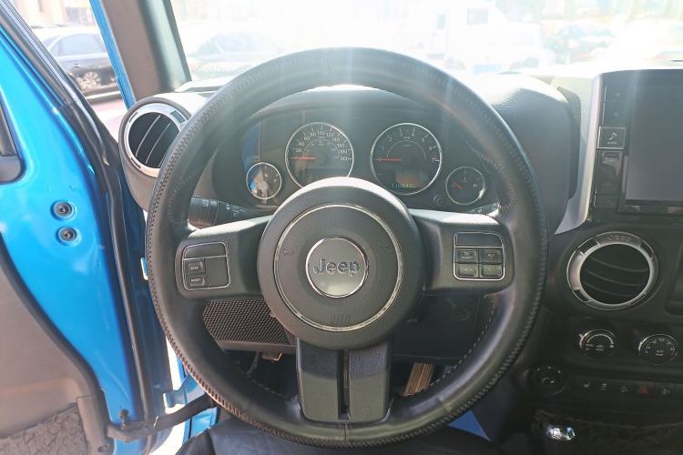 Used Jeep Wrangler 2015 3.6L Rubicon Two-Door Comfort Edition