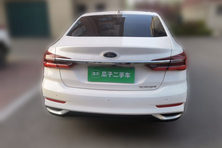 Used Ford Escort 2021 1.5L Automatic Diamond Edition
