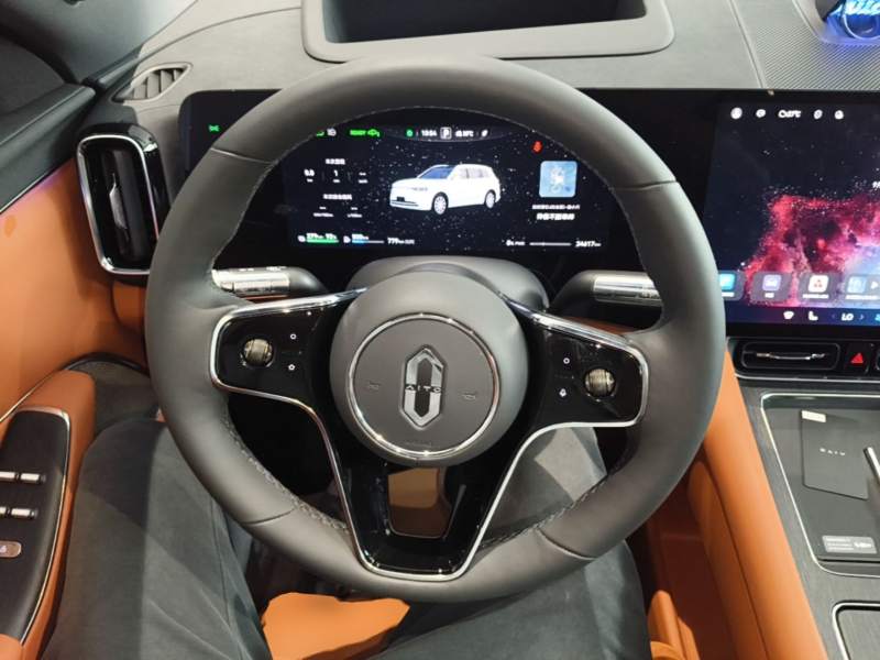 Used Hima AITO M8 2025 Extended-Range Max+ Version 53.4 kWh 5-Seater Edition — 10