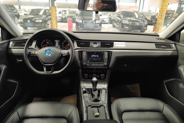 Used Volkswagen Passat 2017 280TSI DSG Luxury Edition