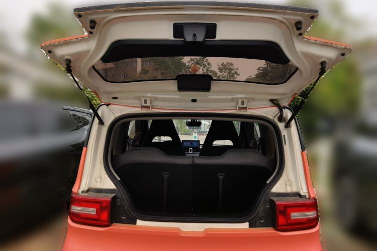 Used Wuling Hongguang MINIEV 2022 Macaron Fashion Model Lithium Iron Phosphate Trunk