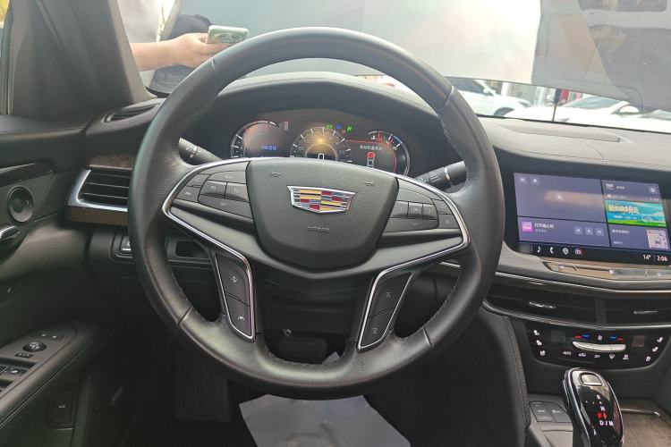 Used Cadillac CT6 2022 28T Fashion Edition Steering Wheel