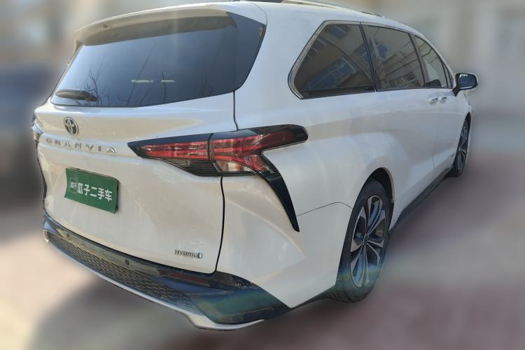 Used Toyota Granvia 2023 2.5L Hybrid Prestige PLUS Edition