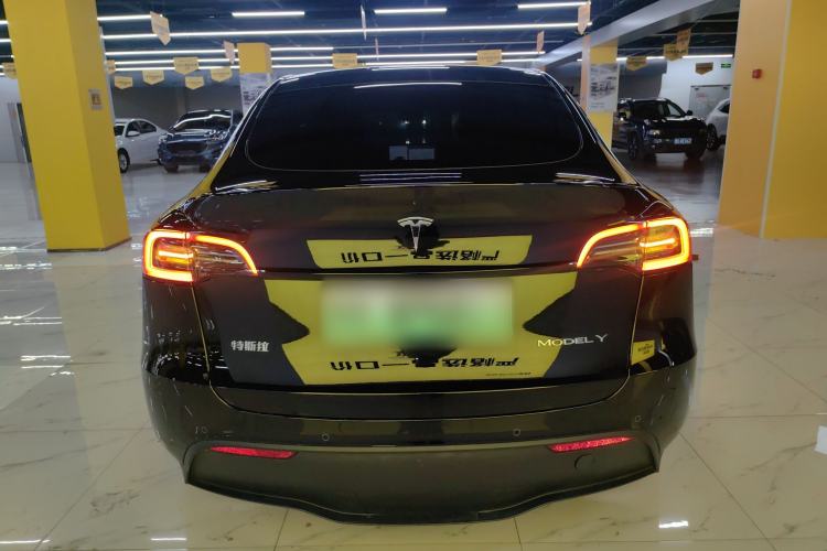 Used Tesla Model Y 2023 Rear-Wheel-Drive Version