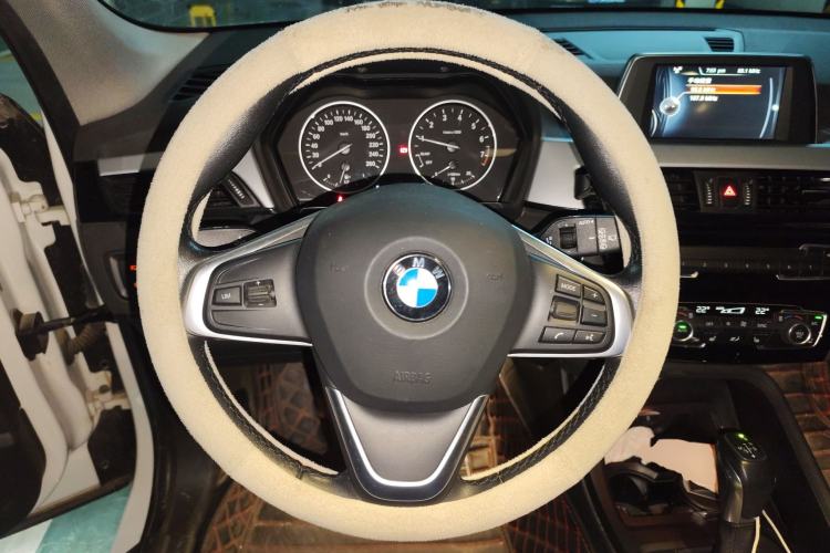 Used BMW X1 2016 sDrive18Li Premium Edition
