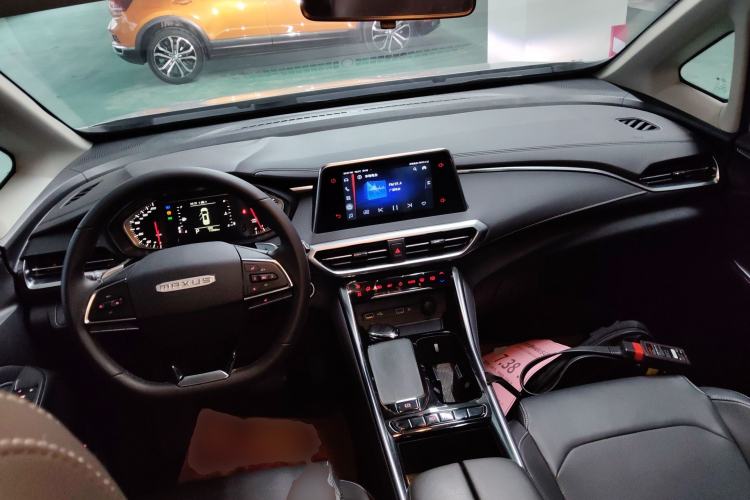 Used SAIC MAXUS G50 2023 PLUS 1.5T Happiness-Recommended Automatic Start Edition Center Console