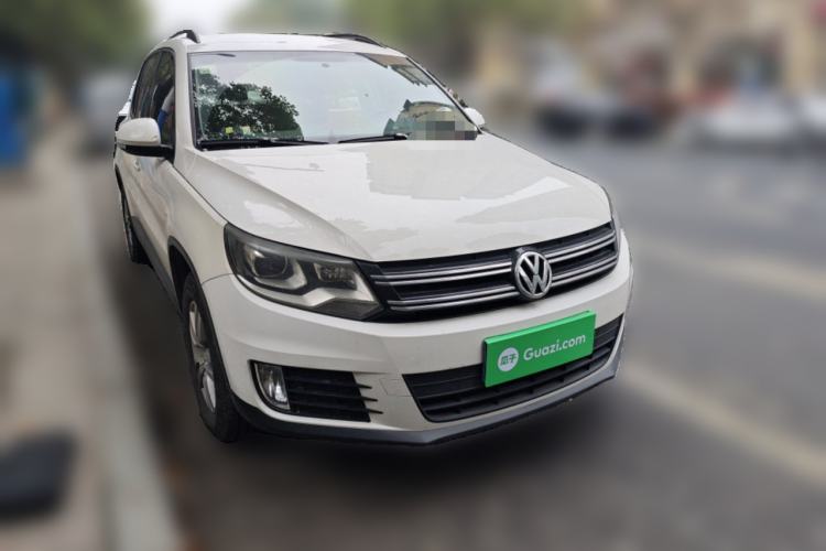 Used Volkswagen Tiguan 2015 1.8TSI Automatic Two-Wheel Drive Trend Edition Front Right 45 Deg