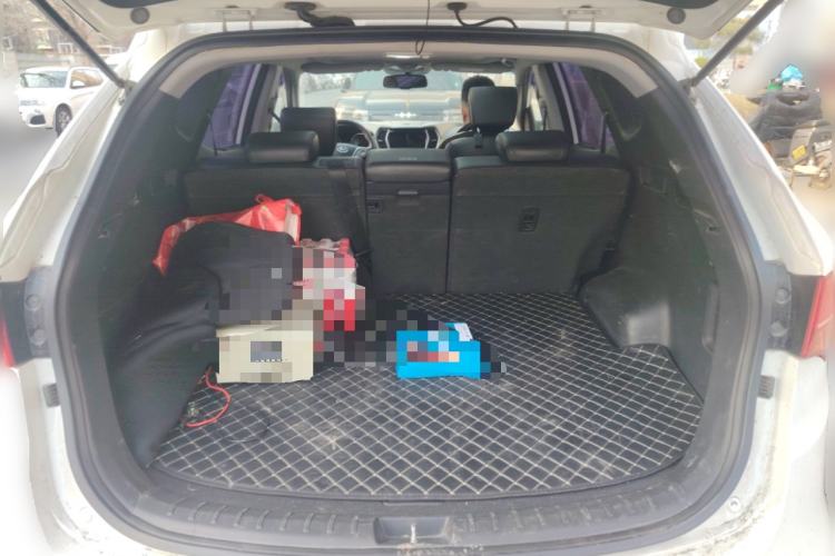 Used Hyundai Santa Fe 2013 2.4L Automatic 4x4 Smart Version
