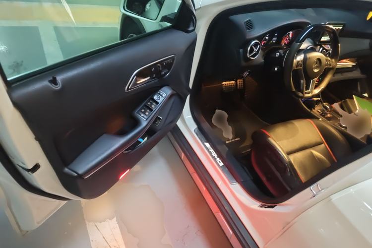 Used Mercedes-Benz GLA AMG 2015 AMG GLA 45 4MATIC Driver Seat