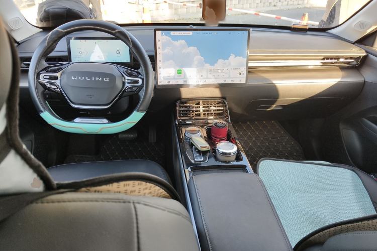 Used Wuling Xingguang 2023 150 Advanced Edition Center Console