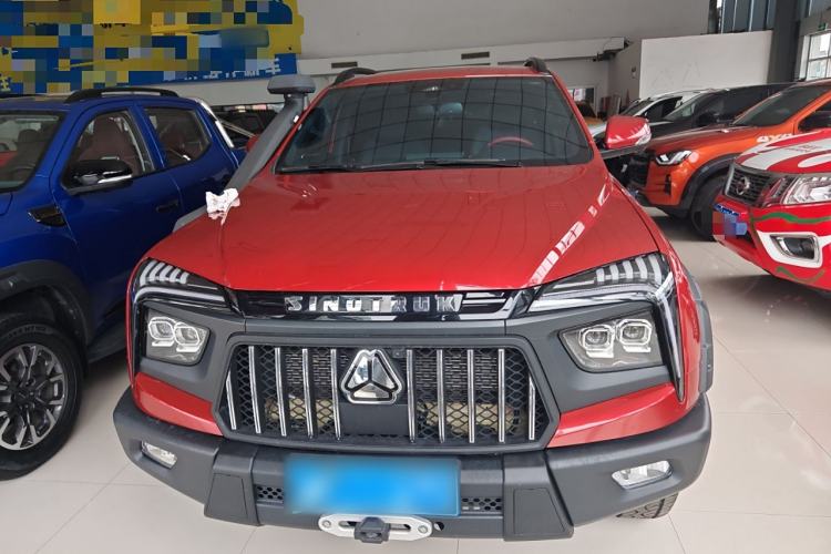 Used Sinotruk BOLDEN 2024 Off-Road 2.0T Automatic Diesel 4x4 Standard Wheelbase Professional Edition
