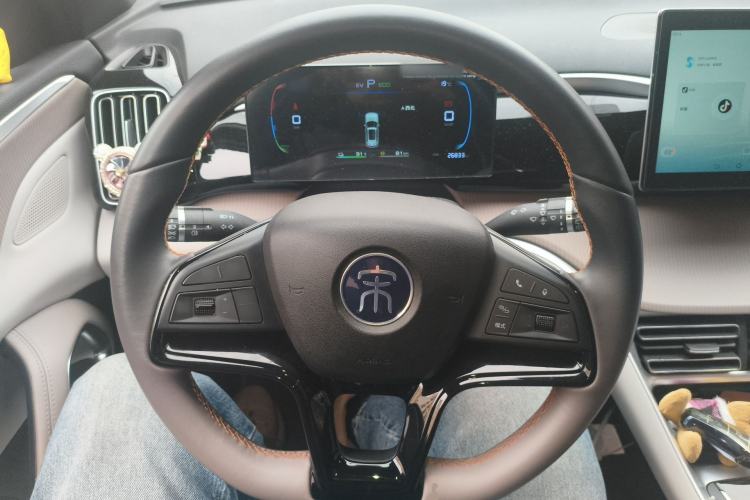 Used BYD Song Pro New Energy 2024 HONOR Edition DM-i 71KM Navigation Model
